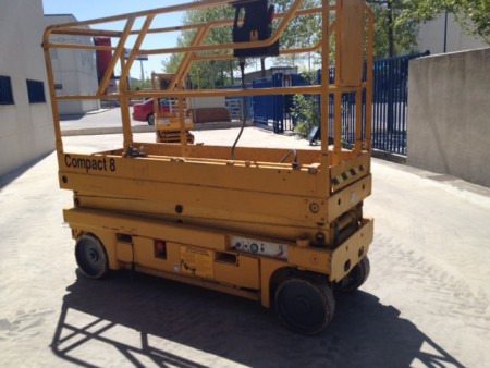 HAULOTTE, COMPACT8, 2001, TIJERAS ELECTRICA, 8 METROS, BATERIAS NUEVAS 2 UNIDADES - VENDIDA